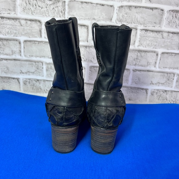 🦅BNIB/NWT |•FREEBIRD BY STEVEN•| DARCY Black Fish Short Boots Size 7 - Picture 7 of 14